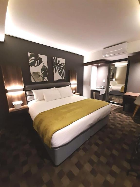 Hotel Infinity International Near Igi Airport 뉴델리 외부 사진