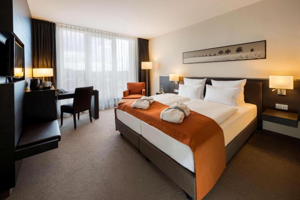 Hotel Infinity International Near Igi Airport 뉴델리 외부 사진